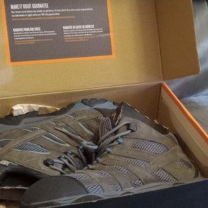 Merrell Women's Moab Vertex Mid WP Hiking Boot - Size 8 - Gray & Brown, New